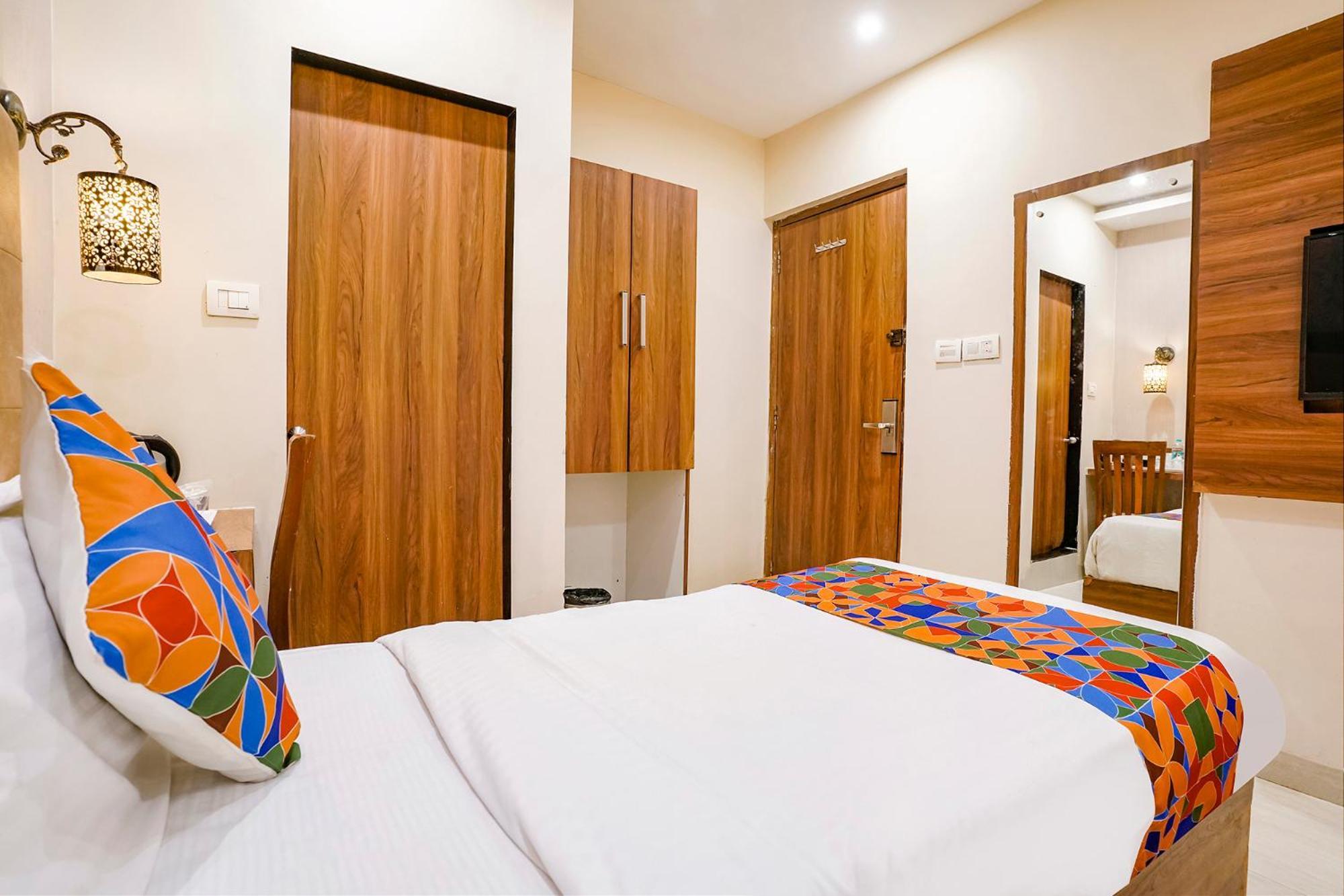 Fabhotel Amber Palace - Nr Fort & Csmt Station Bombay Esterno foto