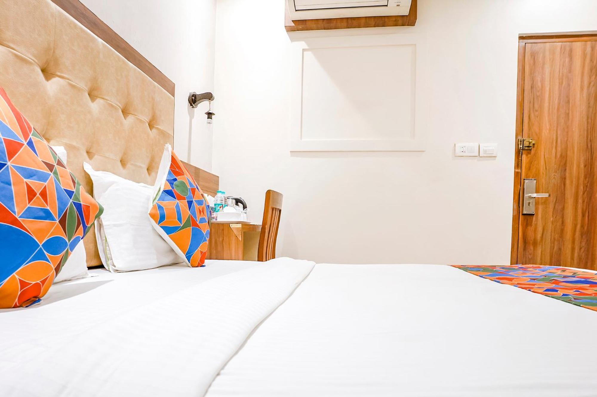 Fabhotel Amber Palace - Nr Fort & Csmt Station Bombay Esterno foto