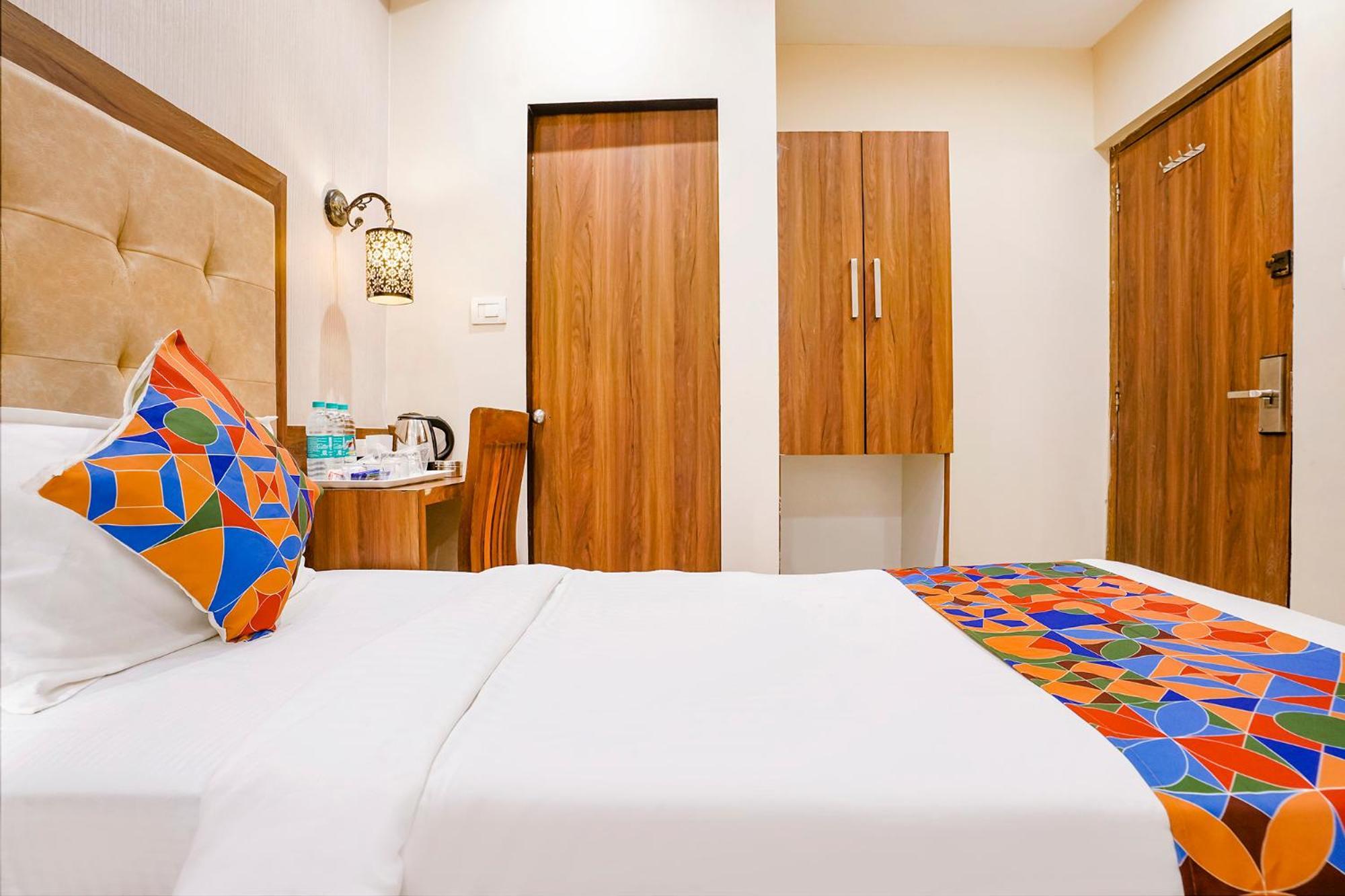 Fabhotel Amber Palace - Nr Fort & Csmt Station Bombay Esterno foto